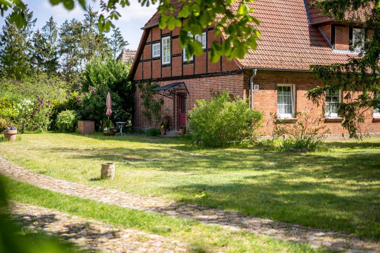 Ferienwohnung 1 Im Landhaus Am Wildpark Boek Exterior foto